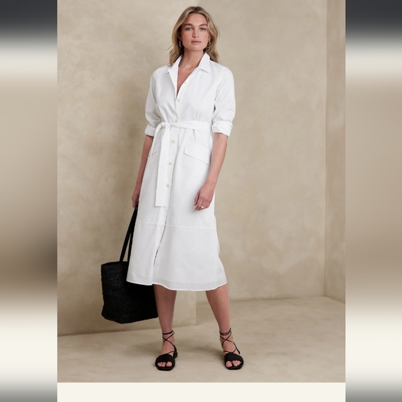 Banana Republic Factory Dresses & Skirts - NWT Banana Republic Factpry White Poplin Dress size small